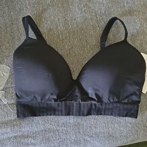 Athleta embrace bra d-dd